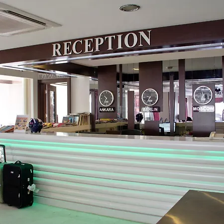 Adella Side (adults Only) מלון מנבגט