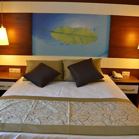 Готель Adella Side (adults Only)