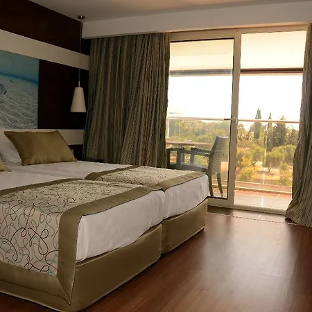 מלון Adella Side (adults Only) 4*
