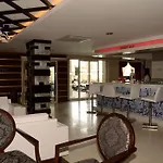فندق Adella Side (adults Only)